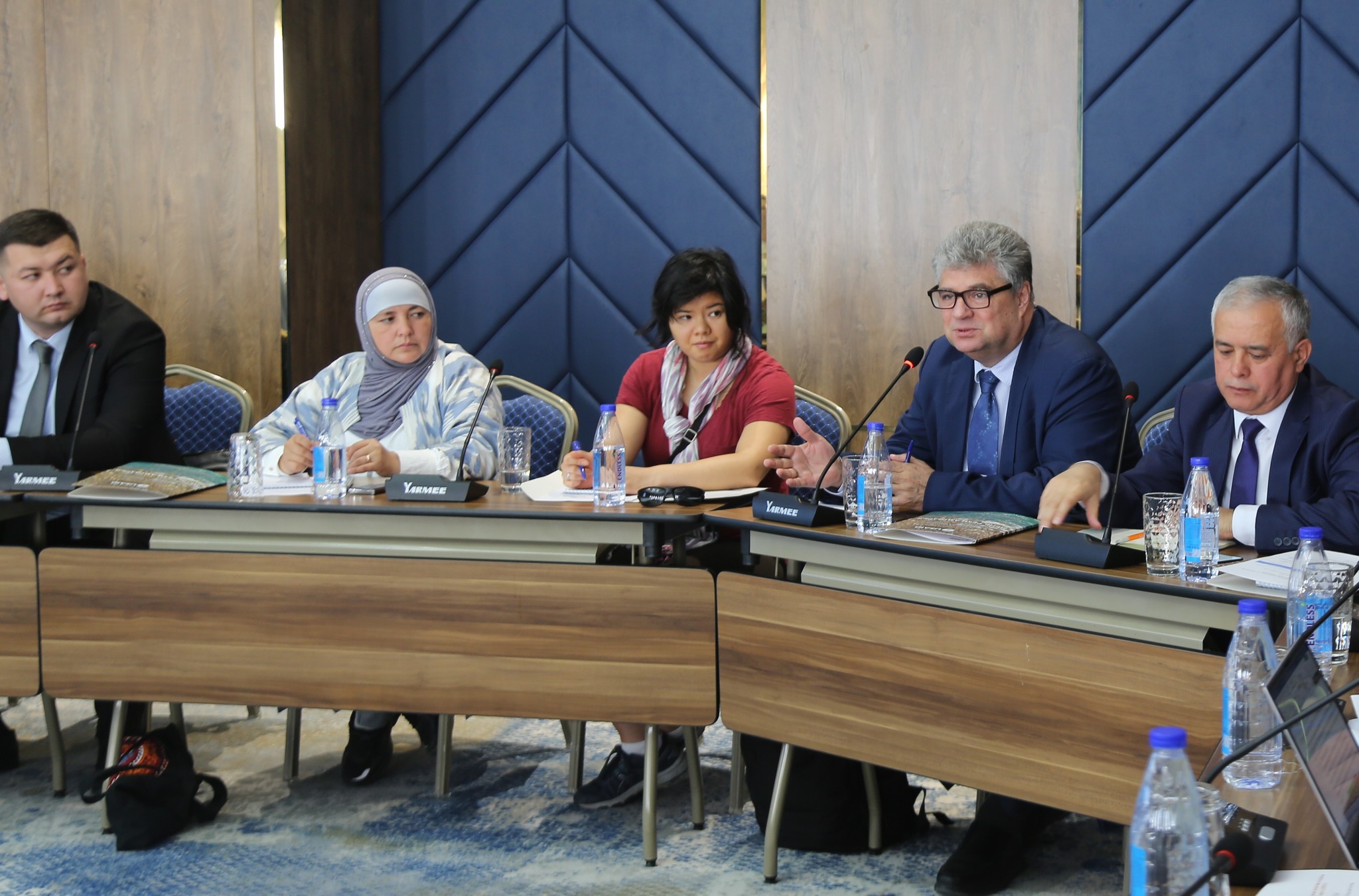 В Ташкенте состоялось второе заседание двусторонней рабочей группы с участием представителей правительств стран Приаралья
