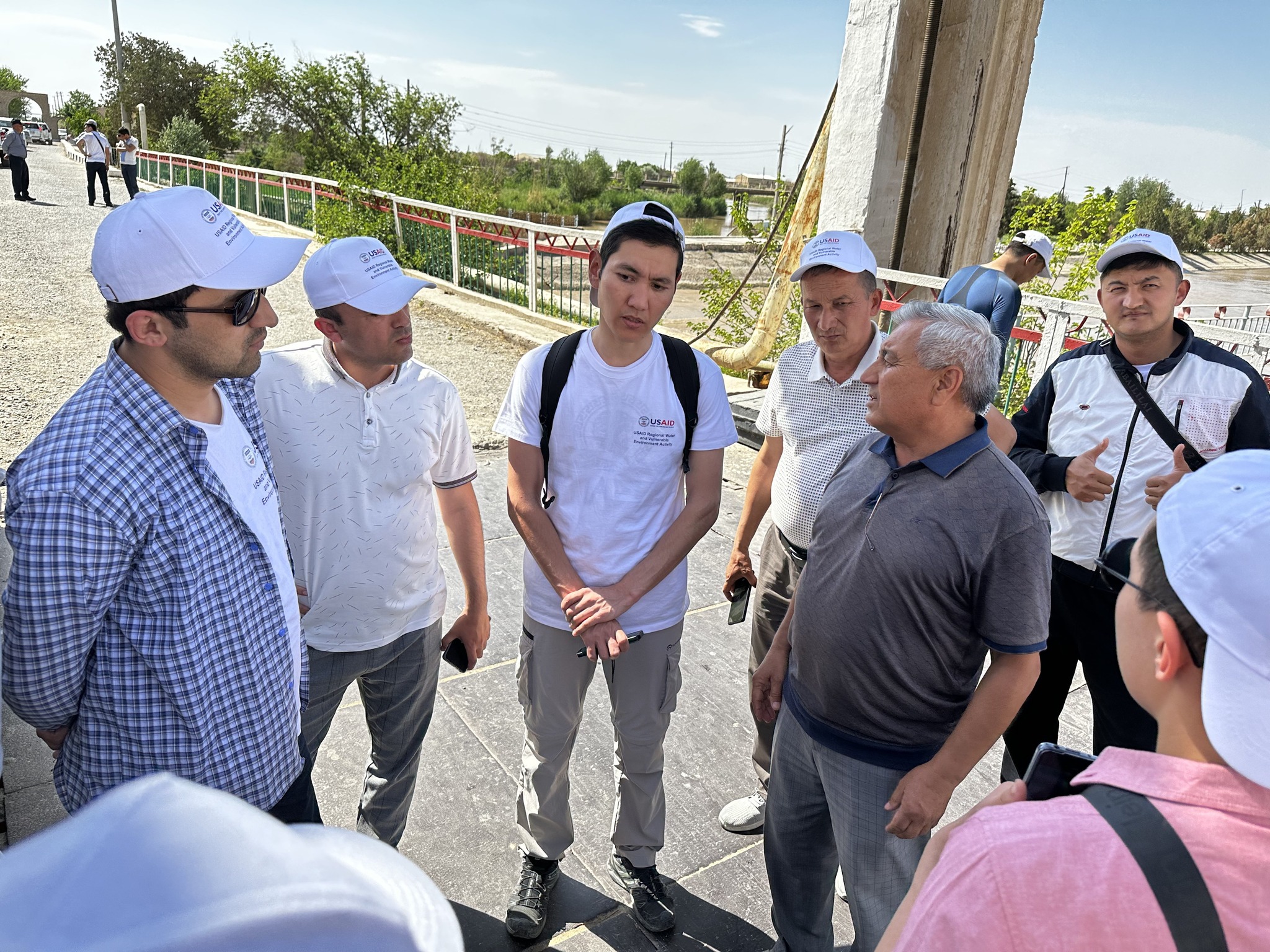 Экспедиция по бассейну реки Амударья продолжилась вверх по течению в направлении Таджикистана