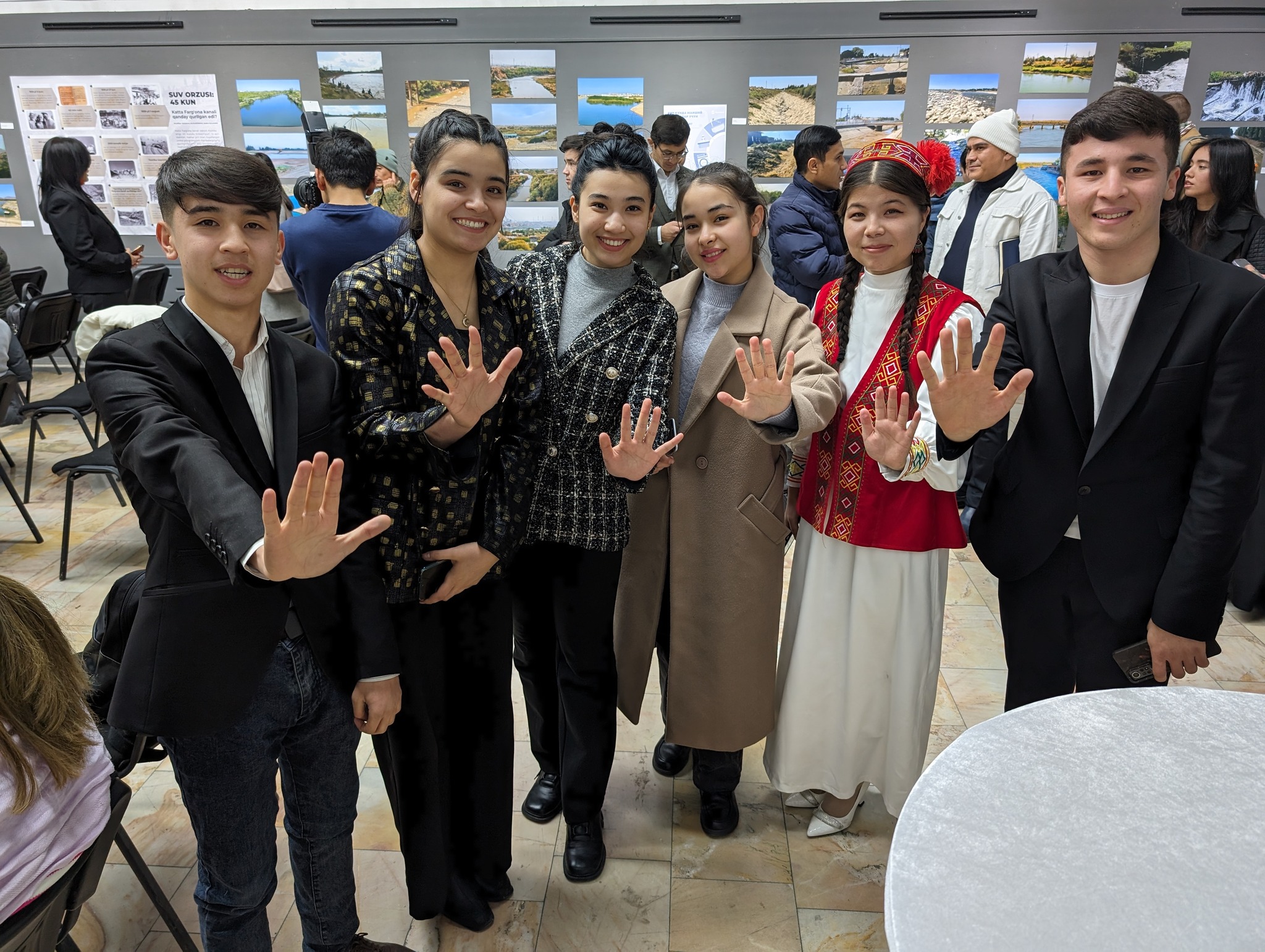 USAID helps to train students of Uzbekistan to visually convey information about the country's water problems