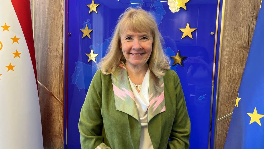 Интервью со специальным представителем Европейского Союза по Центральной Азии.